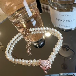 Handmade Swarovski fox 🦊 pearls bracelet
